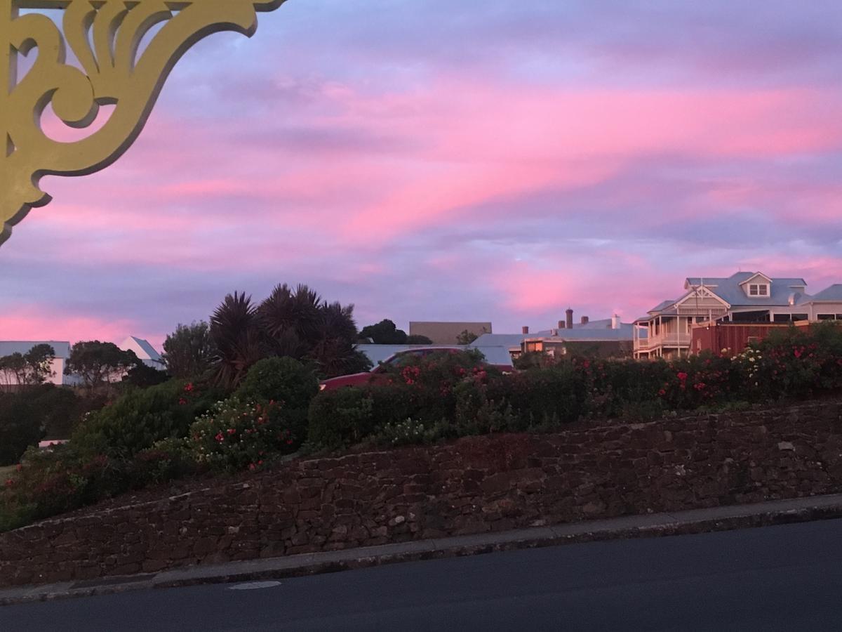 Noah'S Stanley Luxury Bed And Breakfast Exterior photo