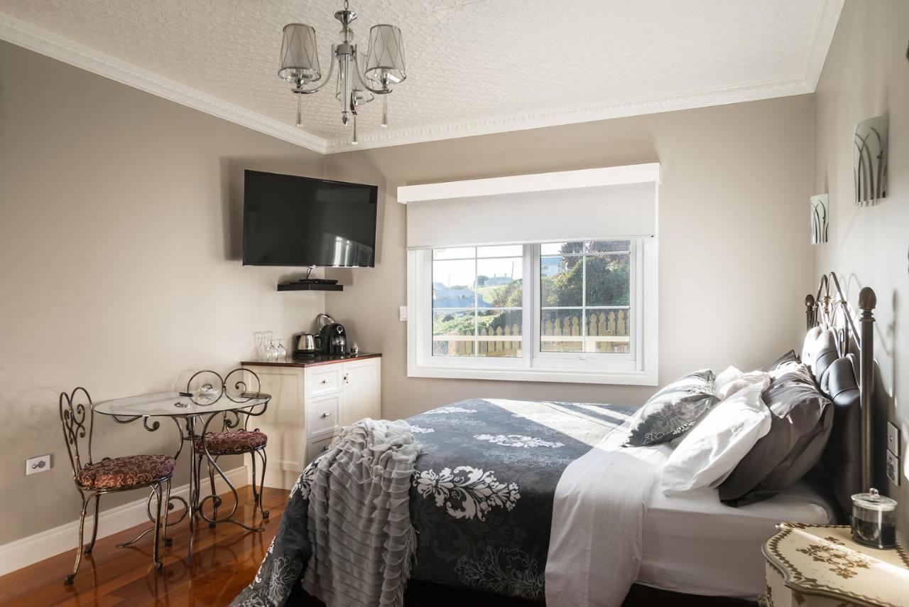 Noah'S Stanley Luxury Bed And Breakfast Exterior photo