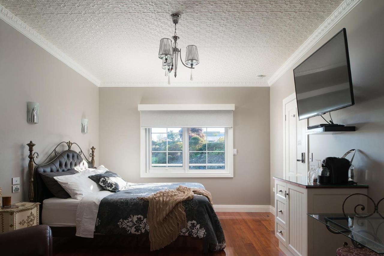 Noah'S Stanley Luxury Bed And Breakfast Exterior photo